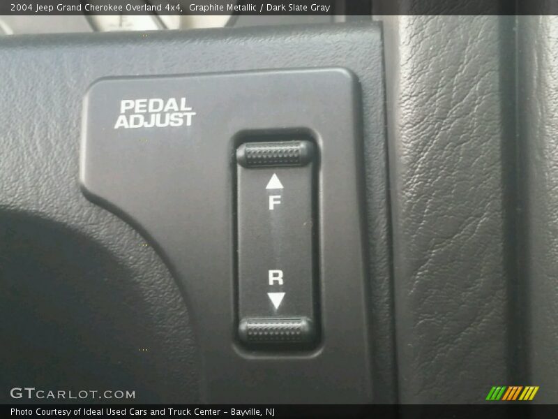 Graphite Metallic / Dark Slate Gray 2004 Jeep Grand Cherokee Overland 4x4