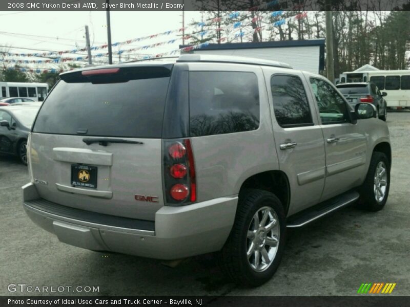 Silver Birch Metallic / Ebony 2008 GMC Yukon Denali AWD
