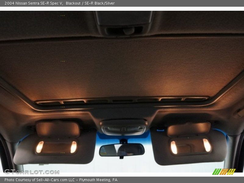 Blackout / SE-R Black/Silver 2004 Nissan Sentra SE-R Spec V