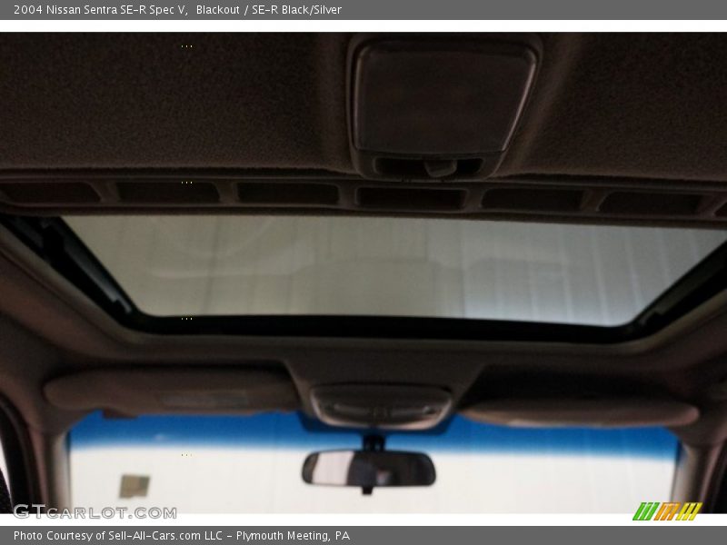Blackout / SE-R Black/Silver 2004 Nissan Sentra SE-R Spec V