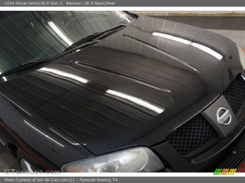 Blackout / SE-R Black/Silver 2004 Nissan Sentra SE-R Spec V