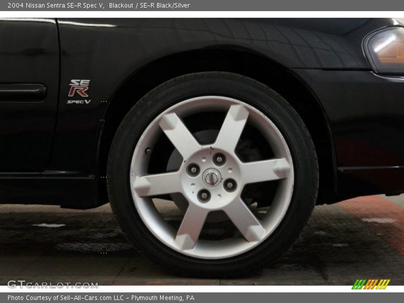 Blackout / SE-R Black/Silver 2004 Nissan Sentra SE-R Spec V