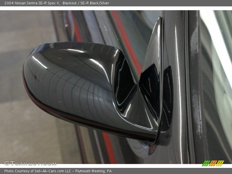 Blackout / SE-R Black/Silver 2004 Nissan Sentra SE-R Spec V