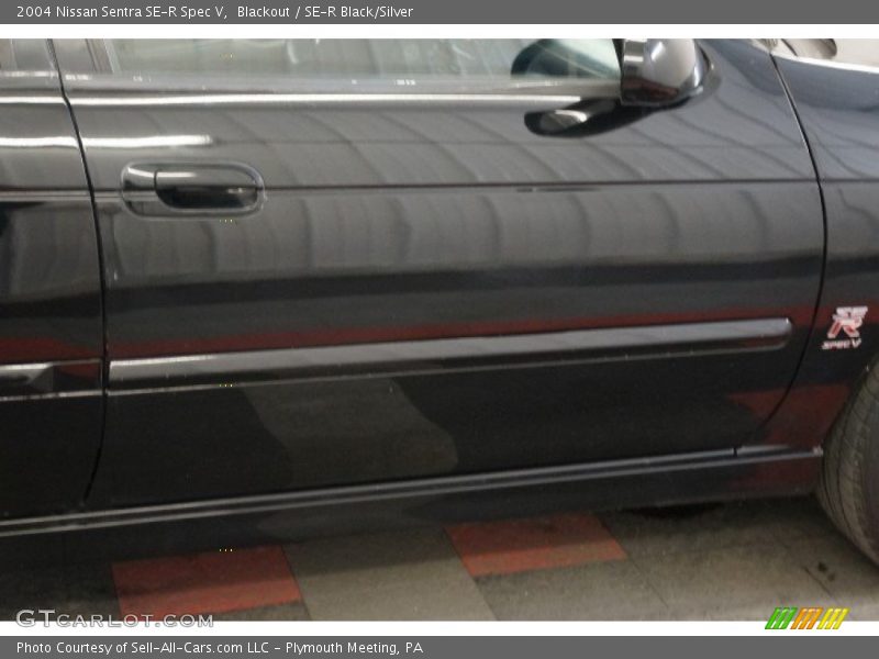 Blackout / SE-R Black/Silver 2004 Nissan Sentra SE-R Spec V