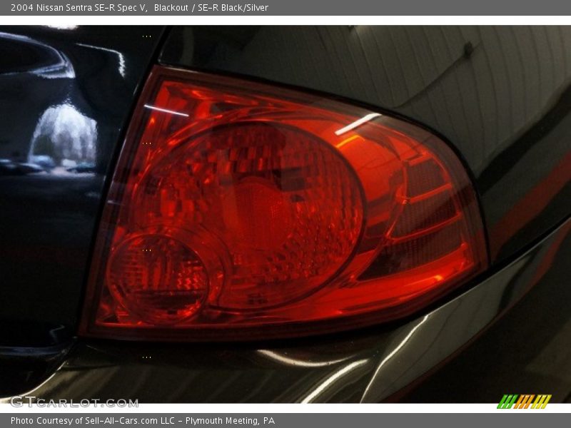 Blackout / SE-R Black/Silver 2004 Nissan Sentra SE-R Spec V