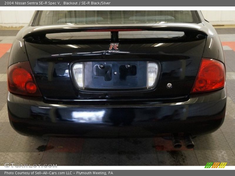 Blackout / SE-R Black/Silver 2004 Nissan Sentra SE-R Spec V