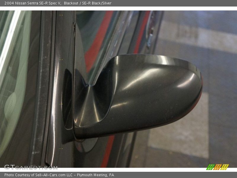 Blackout / SE-R Black/Silver 2004 Nissan Sentra SE-R Spec V