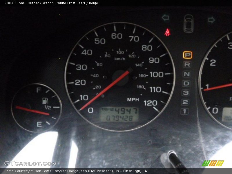 White Frost Pearl / Beige 2004 Subaru Outback Wagon