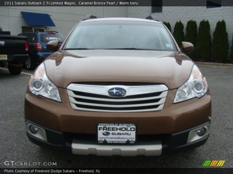 Caramel Bronze Pearl / Warm Ivory 2011 Subaru Outback 2.5i Limited Wagon