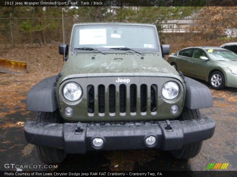 Tank / Black 2015 Jeep Wrangler Unlimited Sport S 4x4