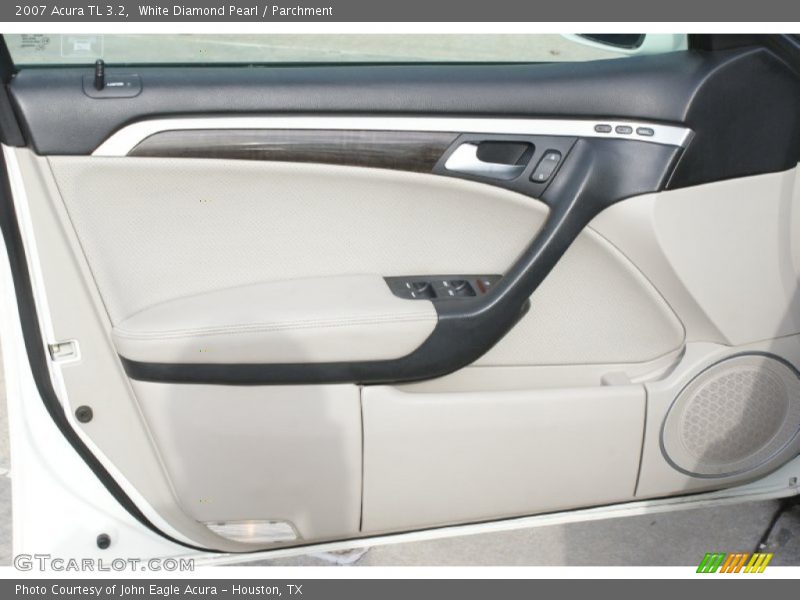 White Diamond Pearl / Parchment 2007 Acura TL 3.2