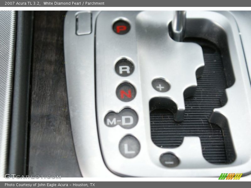 White Diamond Pearl / Parchment 2007 Acura TL 3.2