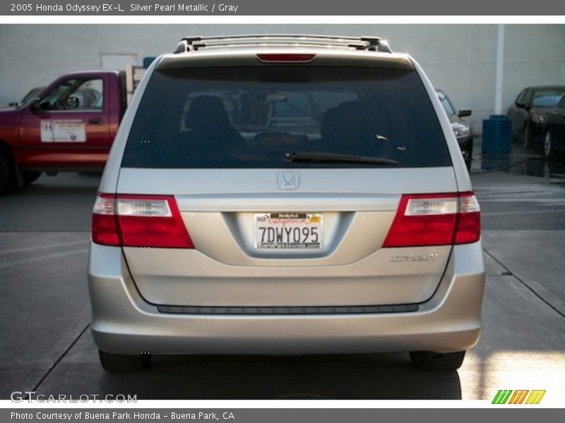 Silver Pearl Metallic / Gray 2005 Honda Odyssey EX-L