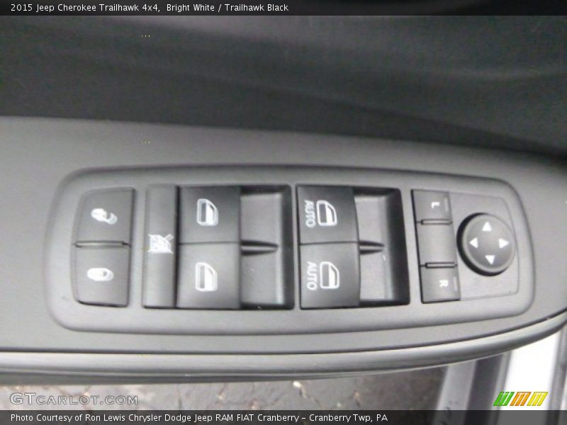 Bright White / Trailhawk Black 2015 Jeep Cherokee Trailhawk 4x4