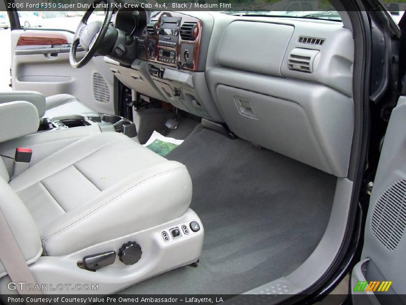 Black / Medium Flint 2006 Ford F350 Super Duty Lariat FX4 Crew Cab 4x4