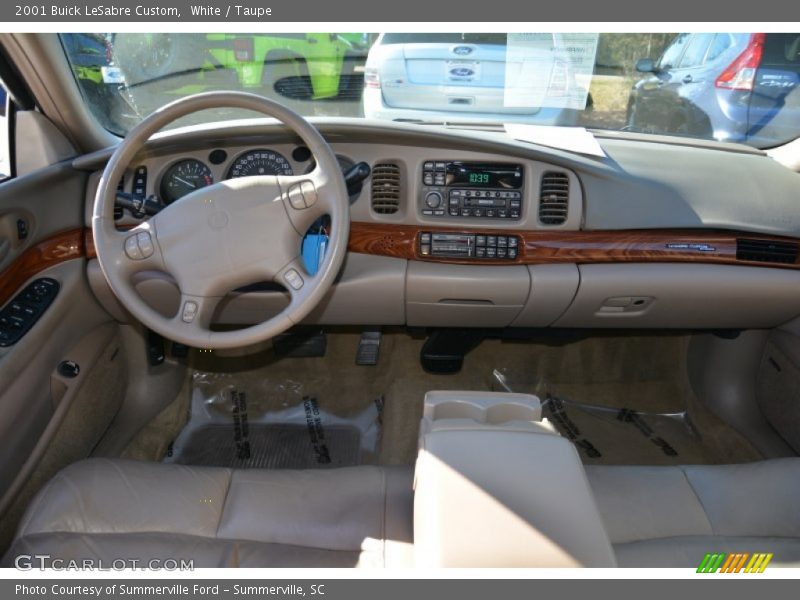 White / Taupe 2001 Buick LeSabre Custom