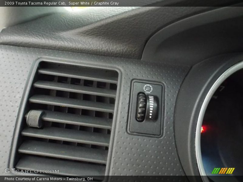 Super White / Graphite Gray 2009 Toyota Tacoma Regular Cab