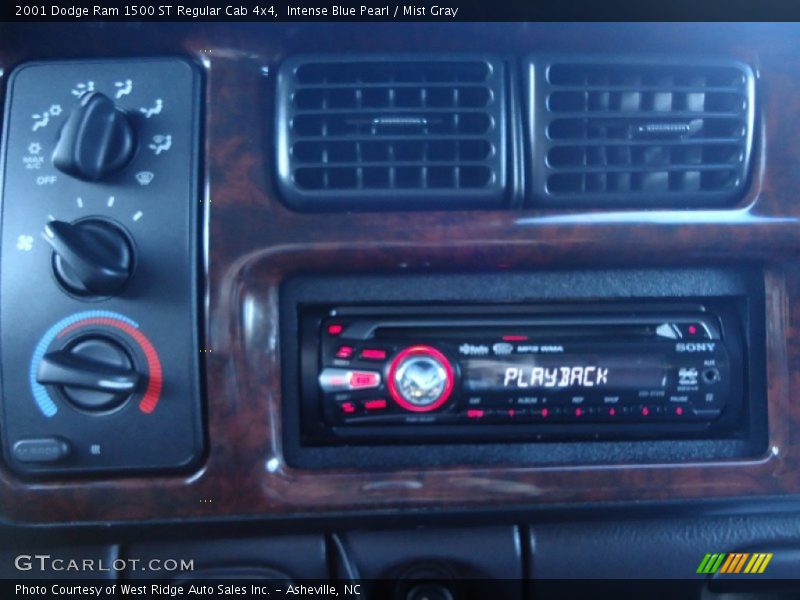 Intense Blue Pearl / Mist Gray 2001 Dodge Ram 1500 ST Regular Cab 4x4