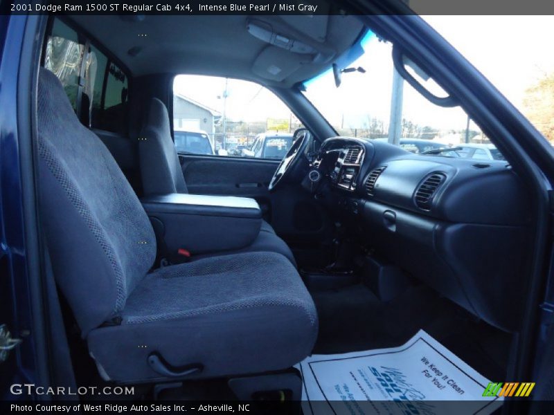 Intense Blue Pearl / Mist Gray 2001 Dodge Ram 1500 ST Regular Cab 4x4