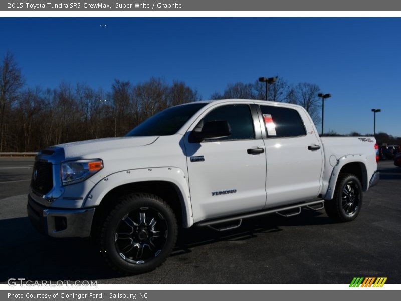 Super White / Graphite 2015 Toyota Tundra SR5 CrewMax