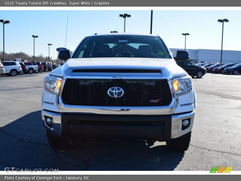 Super White / Graphite 2015 Toyota Tundra SR5 CrewMax