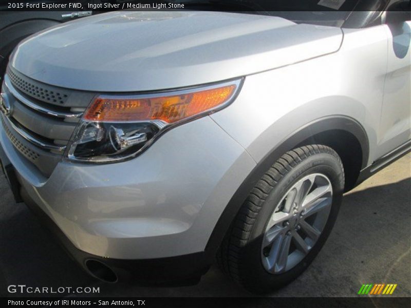 Ingot Silver / Medium Light Stone 2015 Ford Explorer FWD