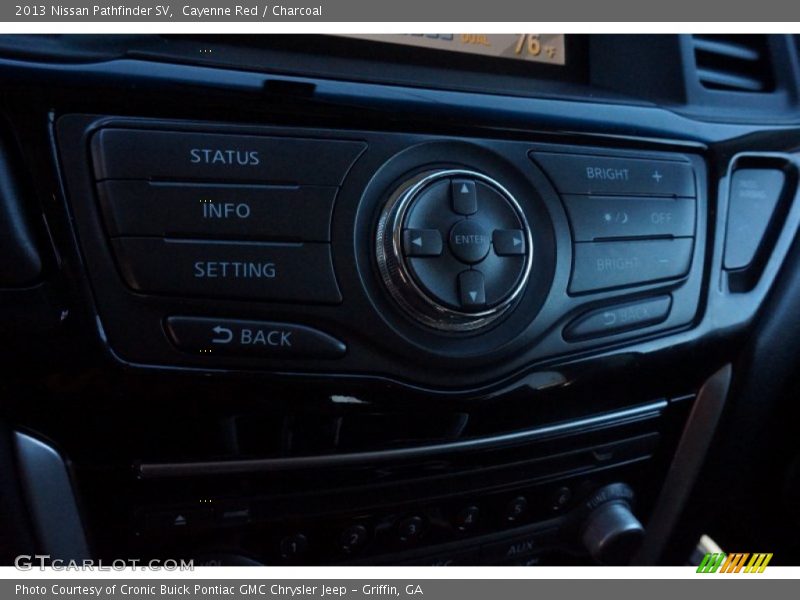 Cayenne Red / Charcoal 2013 Nissan Pathfinder SV