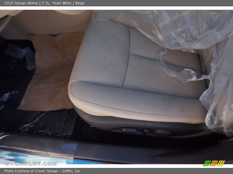 Pearl White / Beige 2015 Nissan Altima 2.5 SL