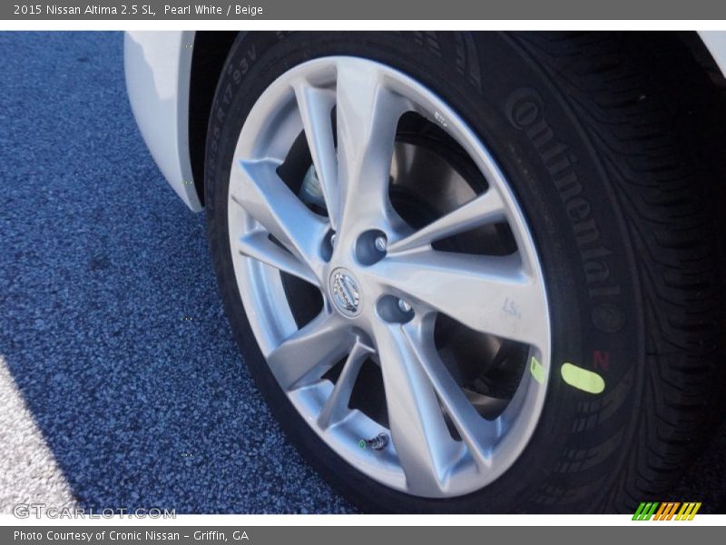 Pearl White / Beige 2015 Nissan Altima 2.5 SL