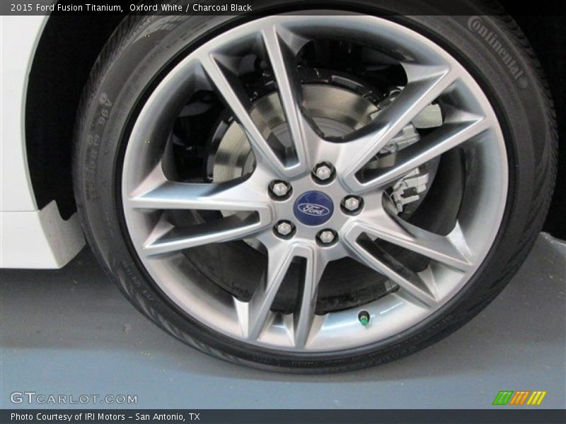 Oxford White / Charcoal Black 2015 Ford Fusion Titanium