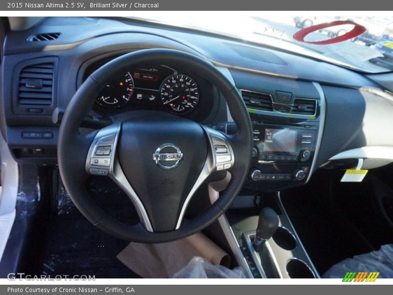 Brilliant Silver / Charcoal 2015 Nissan Altima 2.5 SV