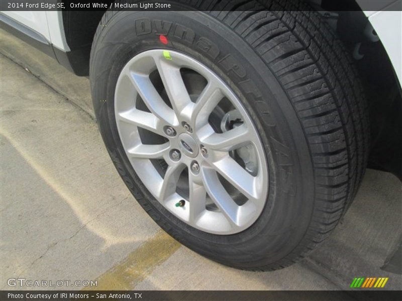 Oxford White / Medium Light Stone 2014 Ford Edge SE