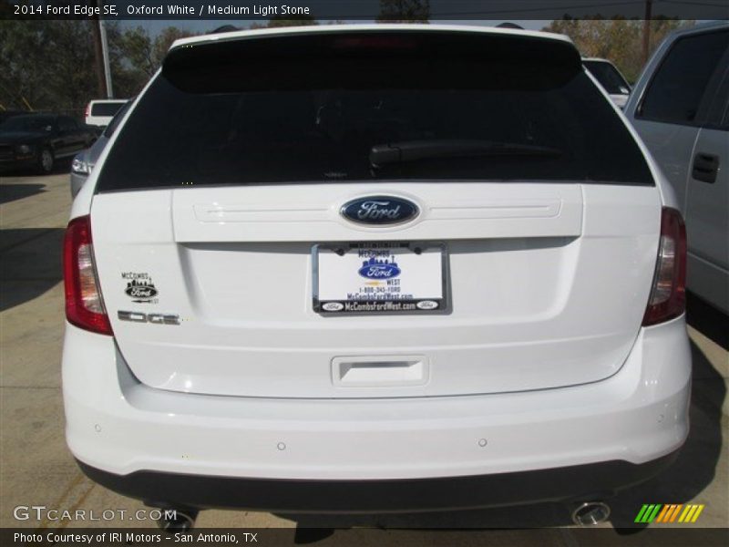 Oxford White / Medium Light Stone 2014 Ford Edge SE