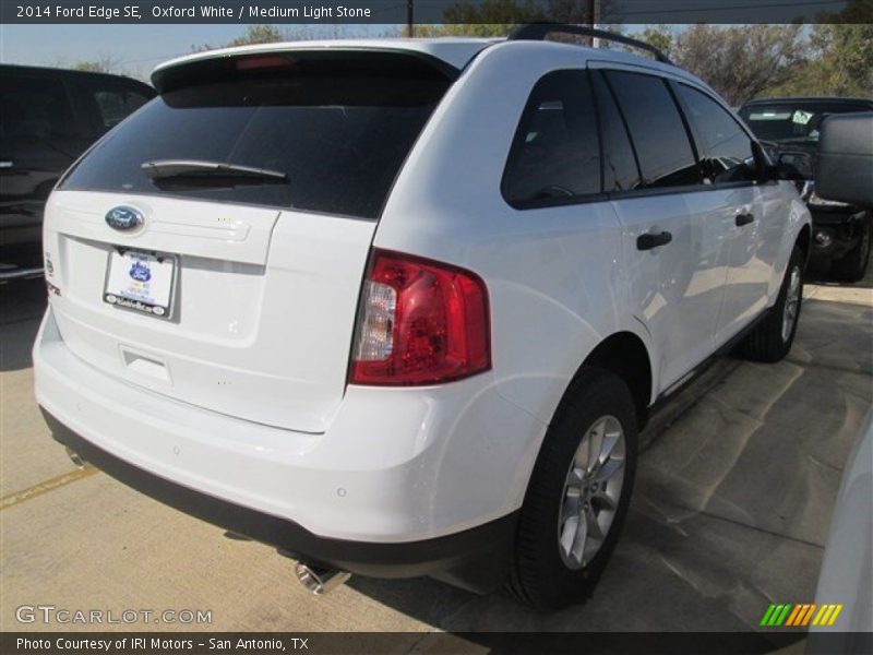 Oxford White / Medium Light Stone 2014 Ford Edge SE