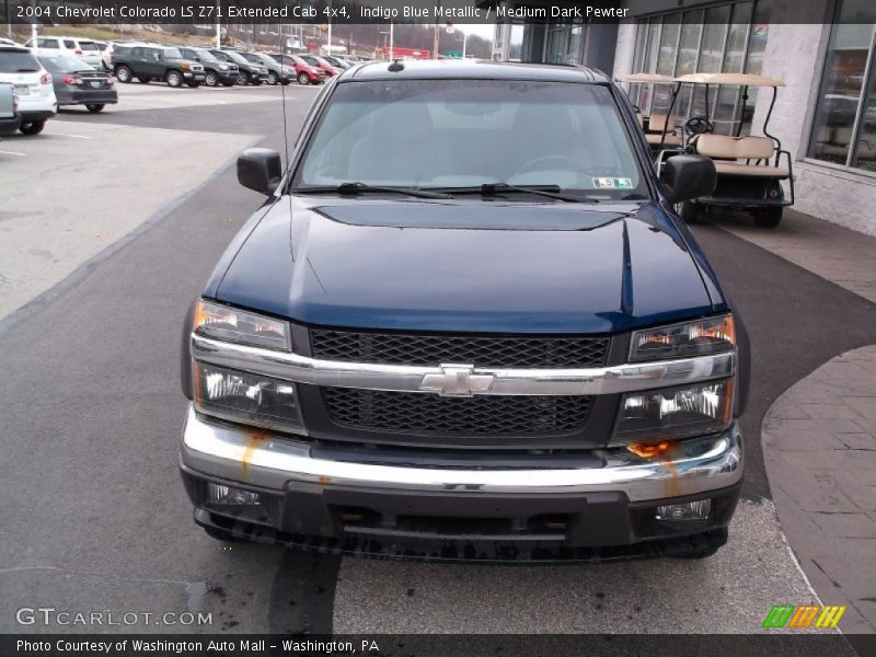 Indigo Blue Metallic / Medium Dark Pewter 2004 Chevrolet Colorado LS Z71 Extended Cab 4x4