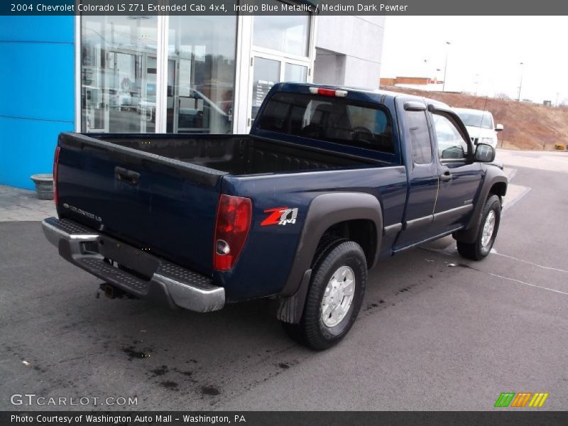Indigo Blue Metallic / Medium Dark Pewter 2004 Chevrolet Colorado LS Z71 Extended Cab 4x4