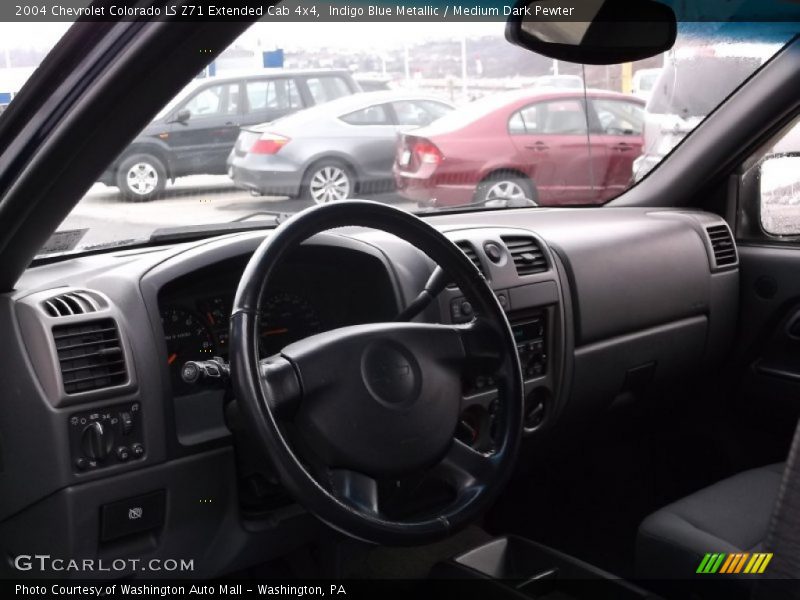 Indigo Blue Metallic / Medium Dark Pewter 2004 Chevrolet Colorado LS Z71 Extended Cab 4x4