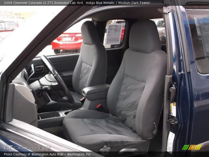 Indigo Blue Metallic / Medium Dark Pewter 2004 Chevrolet Colorado LS Z71 Extended Cab 4x4