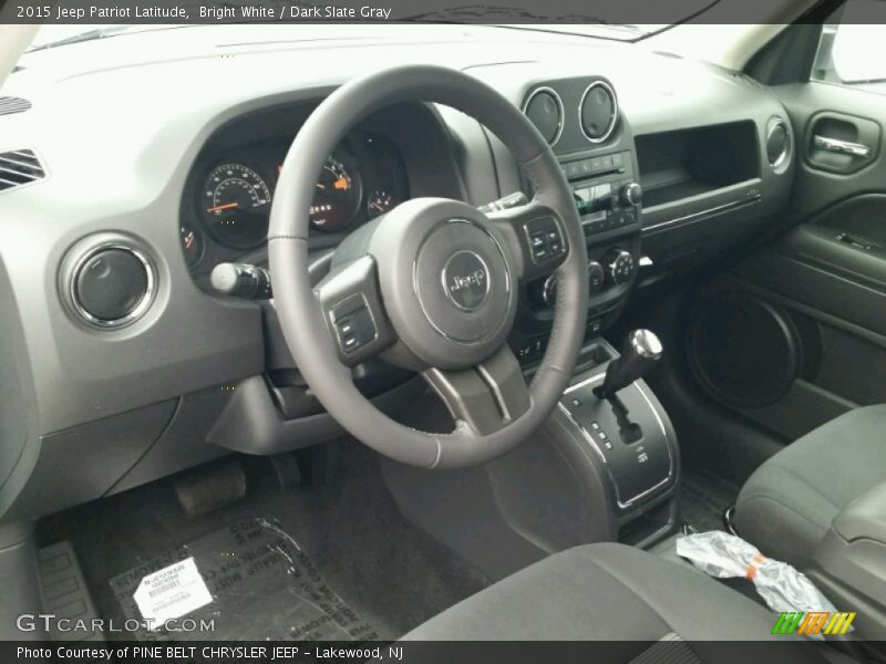 Bright White / Dark Slate Gray 2015 Jeep Patriot Latitude