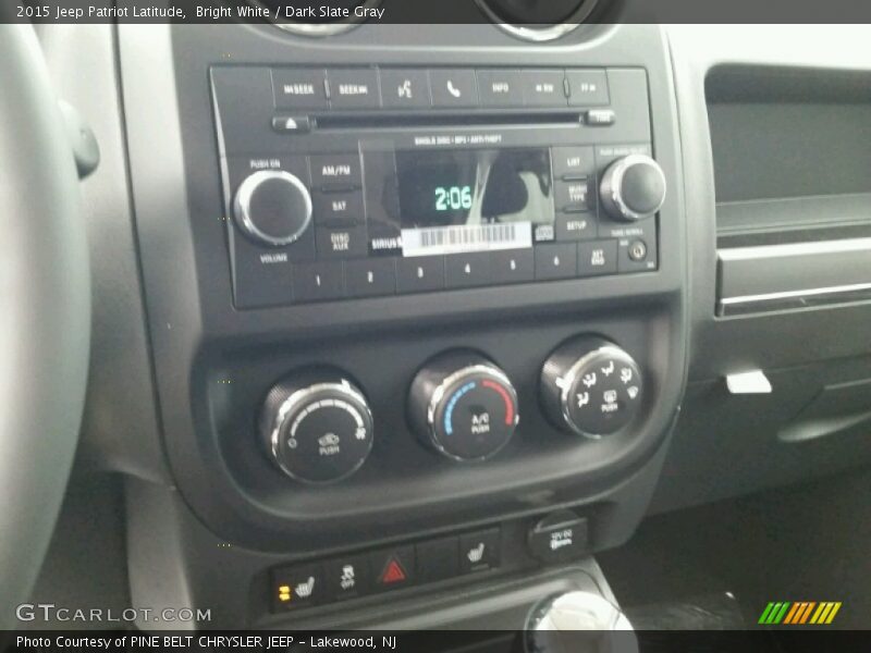 Bright White / Dark Slate Gray 2015 Jeep Patriot Latitude