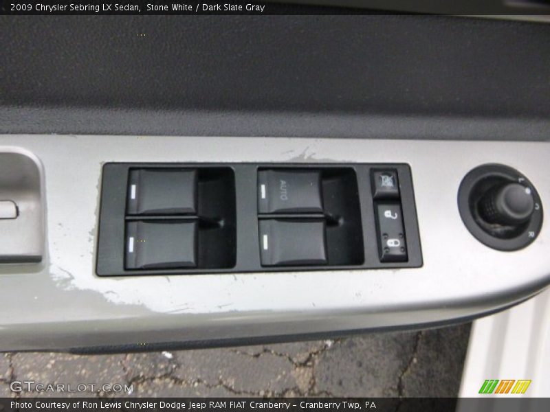 Stone White / Dark Slate Gray 2009 Chrysler Sebring LX Sedan