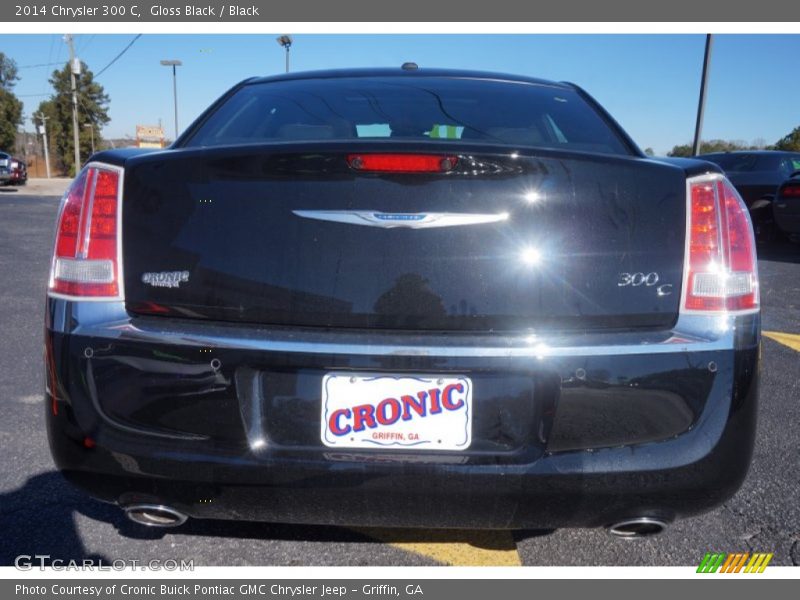 Gloss Black / Black 2014 Chrysler 300 C