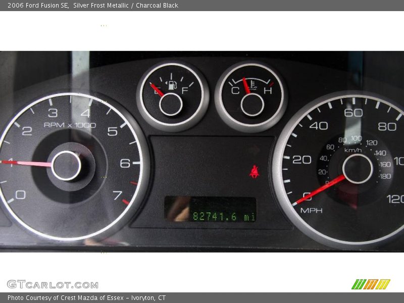 Silver Frost Metallic / Charcoal Black 2006 Ford Fusion SE