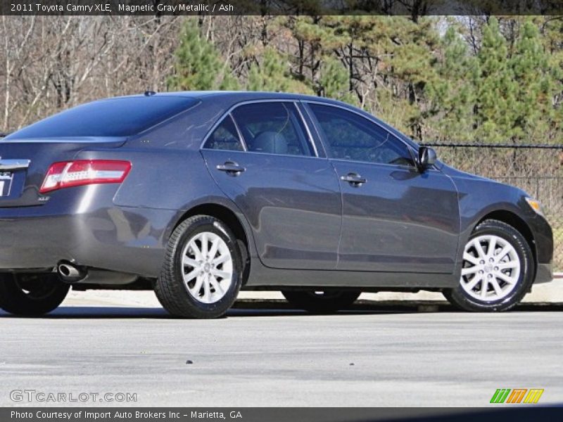 Magnetic Gray Metallic / Ash 2011 Toyota Camry XLE