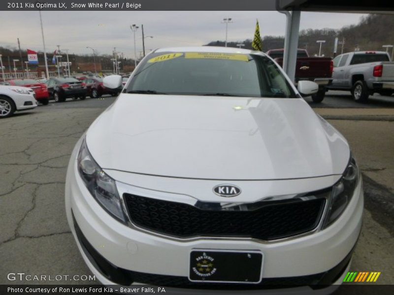 Snow White Pearl / Beige 2011 Kia Optima LX