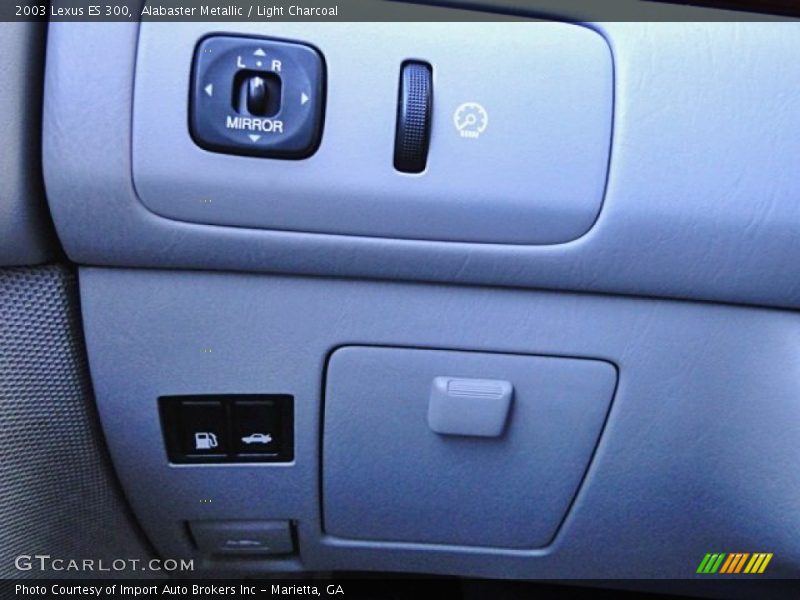 Alabaster Metallic / Light Charcoal 2003 Lexus ES 300