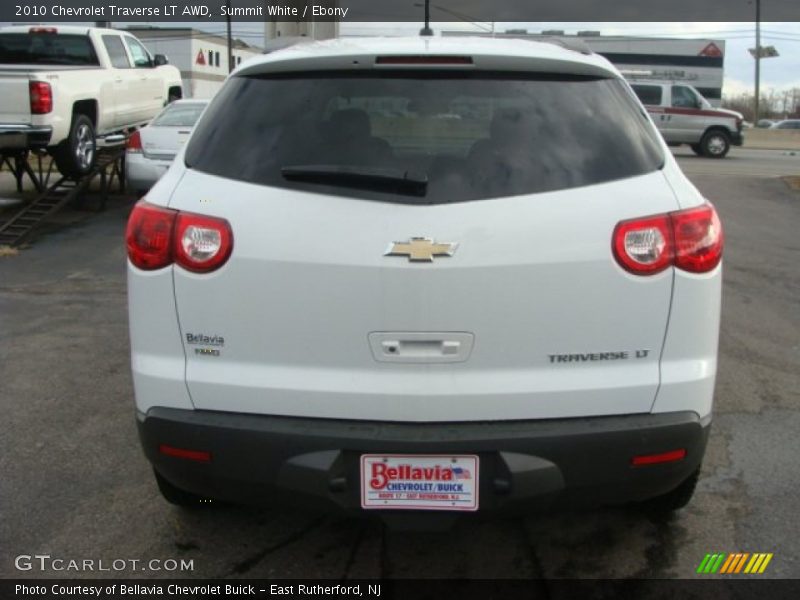 Summit White / Ebony 2010 Chevrolet Traverse LT AWD