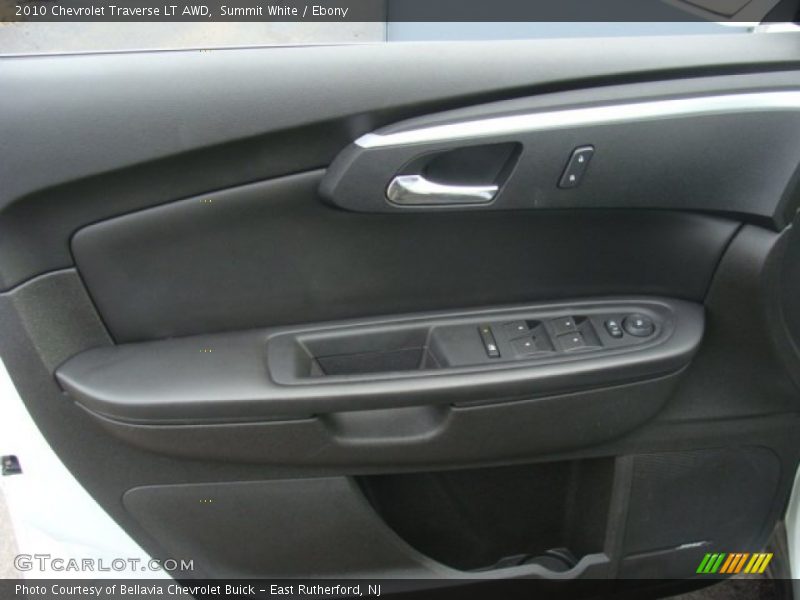 Summit White / Ebony 2010 Chevrolet Traverse LT AWD