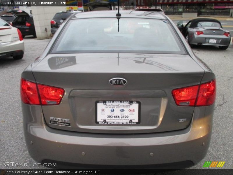 Titanium / Black 2012 Kia Forte EX