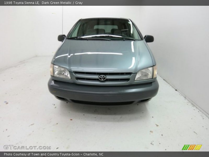 Dark Green Metallic / Gray 1998 Toyota Sienna LE